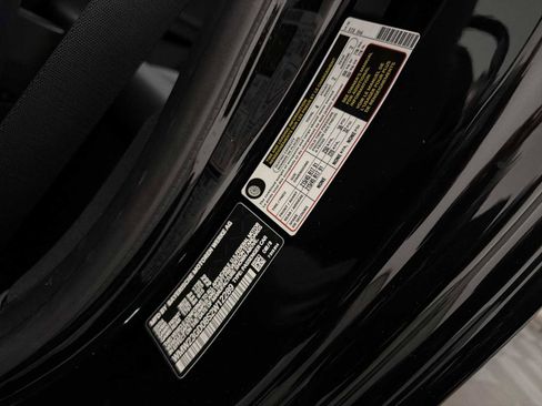 Certified 2025 MINI Cooper S image 21