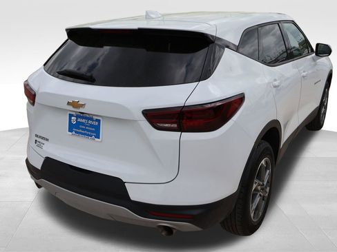 Used 2025 Chevrolet Blazer LT image 5