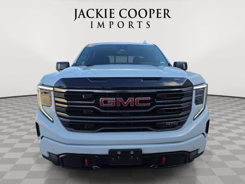 Used 2025 GMC Sierra 1500 AT4 w/ AT4 Premium Package AWD/4WD image 2