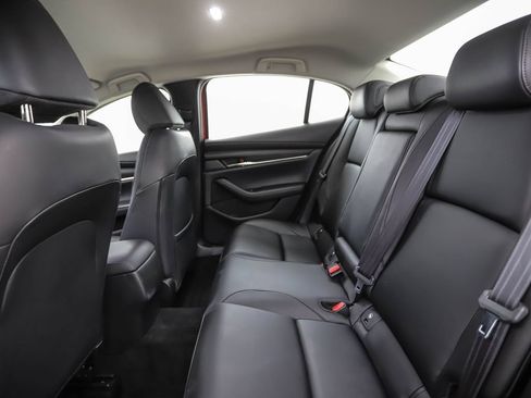 Used 2019 MAZDA MAZDA3 Sedan FWD image 21