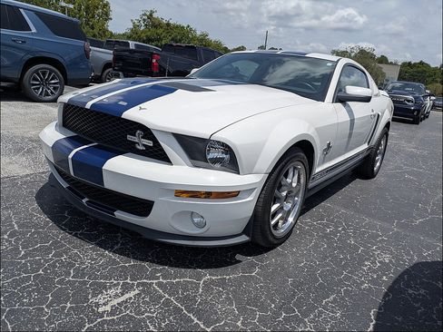 Used 2007 Ford Mustang Shelby GT500 RWD image 3