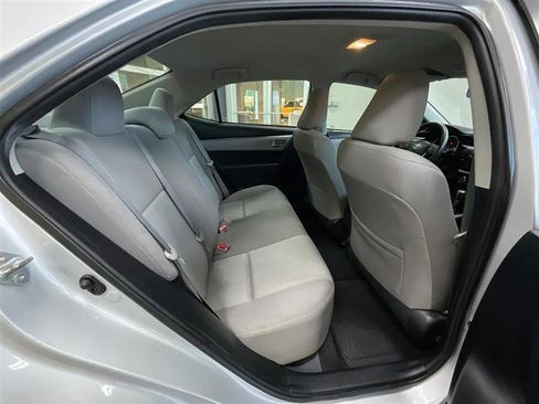 Used 2014 Toyota Corolla LE FWD image 24