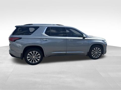 Used 2023 Chevrolet Traverse Premier AWD/4WD image 8