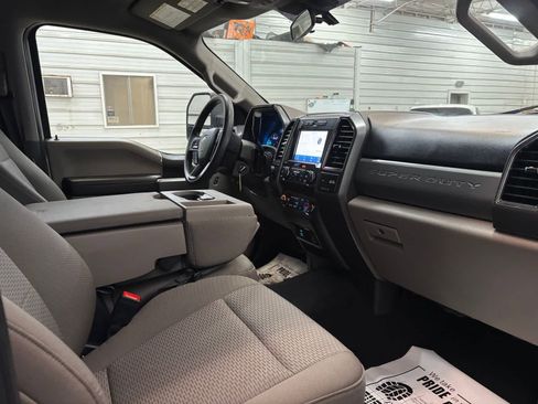 Used 2021 Ford F250 XLT w/ Camper Package AWD/4WD image 27