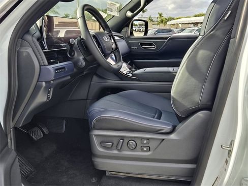 New 2026 INFINITI QX80 SPORT image 13