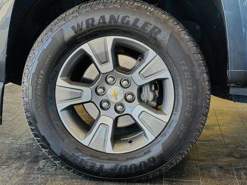 Used 2019 Chevrolet Colorado Z71 AWD/4WD image 30
