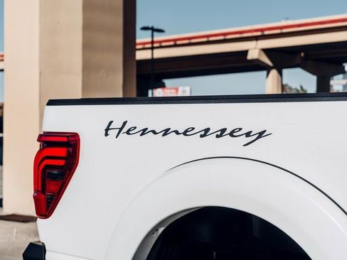 New 2025 Ford F150 Lariat w/ Equipment Group 502A High image 11