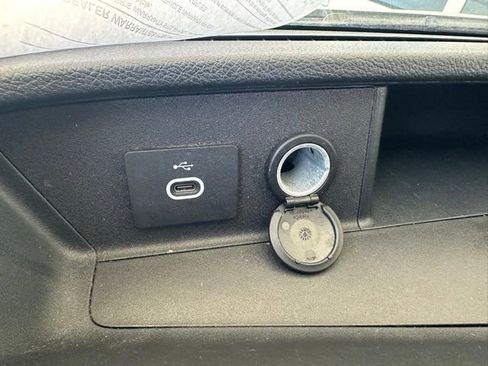 Used 2023 Ford Transit 250 Medium Roof w/ Load Area Protection Package image 20