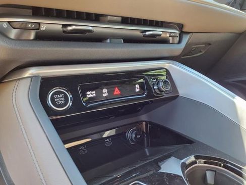 New 2025 Audi Q5 Premium Plus image 13