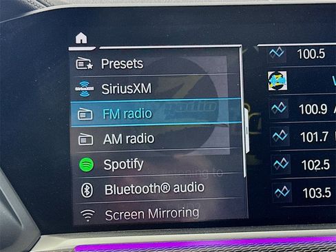 Used 2022 BMW X5 xDrive45e w/ M Sport Package image 29