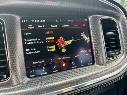 Used 2019 Dodge Charger SRT Hellcat w/ Navigation & Travel Group RWD image 19