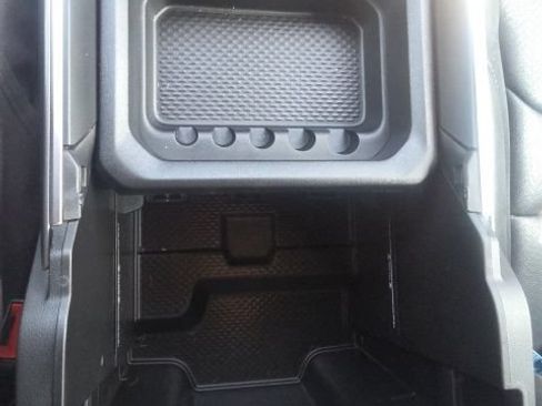 Used 2020 RAM 1500 Laramie w/ Sport Appearance Package AWD/4WD image 33