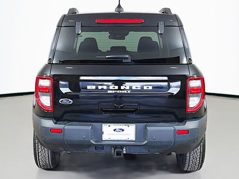 Used 2025 Ford Bronco Sport Badlands AWD/4WD image 13