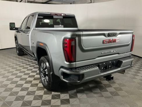 Used 2024 GMC Sierra 2500 Denali w/ Denali Reserve Package AWD/4WD image 4
