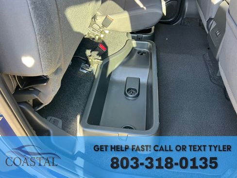 Used 2023 Nissan Frontier SV image 25