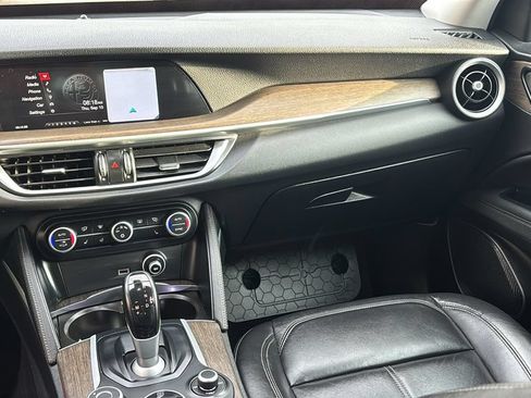 Used 2018 Alfa Romeo Stelvio Ti AWD/4WD image 7
