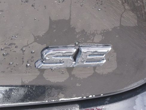Certified 2025 Toyota Camry SE FWD image 9