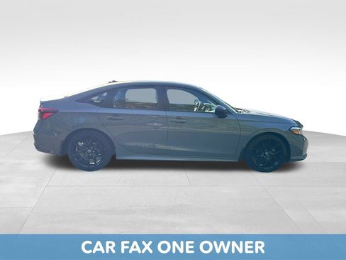Used 2025 Honda Civic Sport image 9