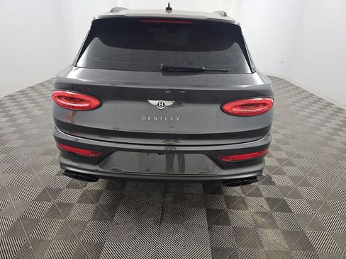 Used 2023 Bentley Bentayga Extended Wheelbase AWD/4WD image 11