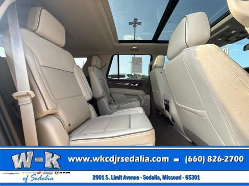Used 2021 GMC Yukon Denali AWD/4WD image 35