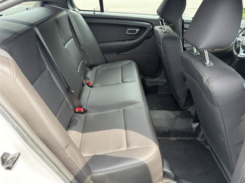 Used 2017 Ford Taurus Police Interceptor AWD image 10