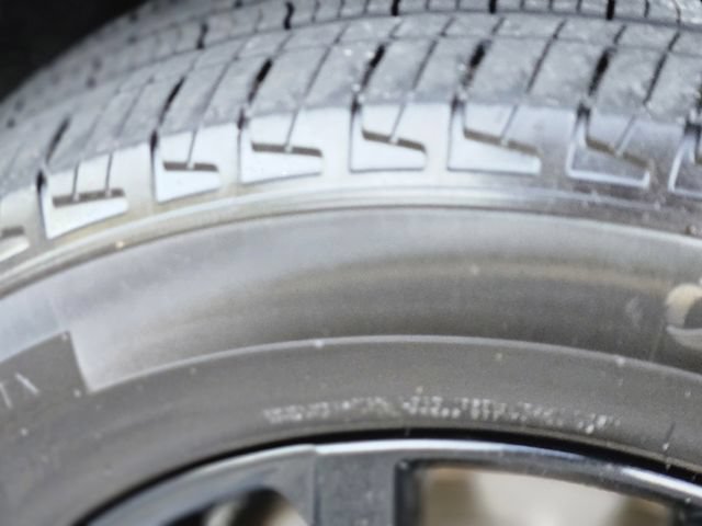 Used 2025 Jeep Grand Cherokee Altitude AWD/4WD image 11