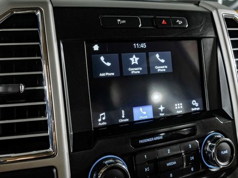 Used 2017 Ford F250 Lariat w/ Chrome Package image 25