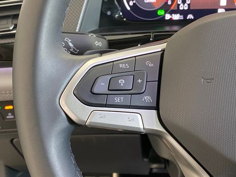 Used 2024 Volkswagen Atlas Peak Edition SEL image 17