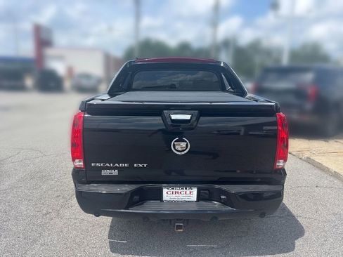 Used 2007 Cadillac Escalade EXT w/ Information Package AWD/4WD image 6