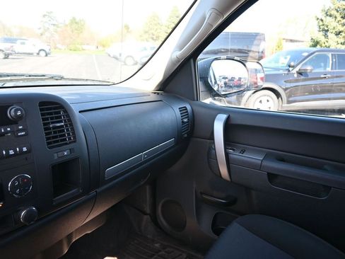 Used 2010 Chevrolet Silverado 1500 LT w/ Power Pack Plus image 26