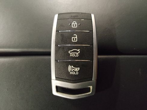 Used 2019 Genesis G80 3.3T Sport RWD image 32
