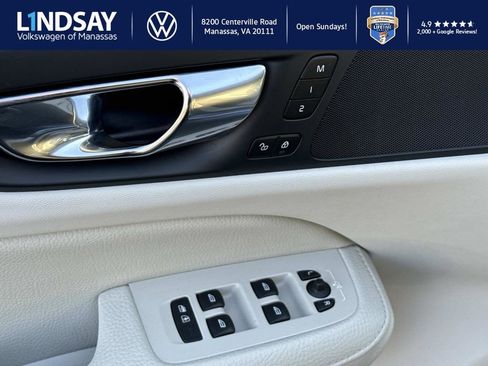 Used 2020 Volvo S60 T6 Momentum image 17