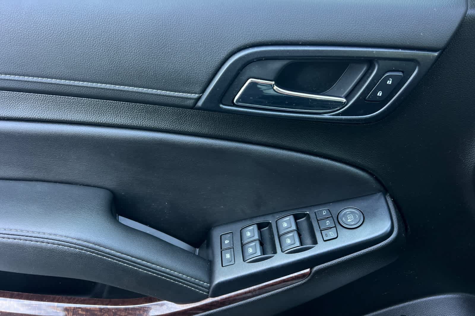 Used 2019 GMC Yukon XL SLT AWD/4WD image 13