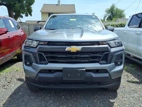 Used 2024 Chevrolet Colorado LT w/ LT Convenience Package II AWD/4WD image 6