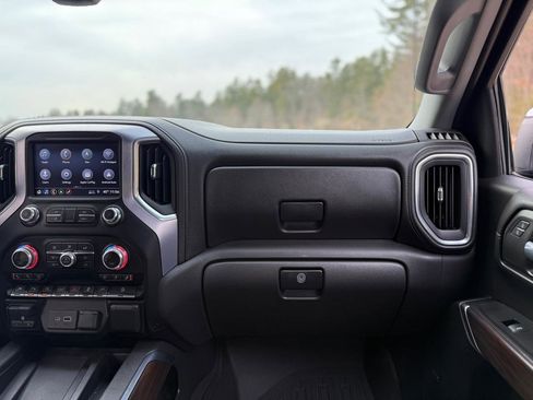 Used 2019 GMC Sierra 1500 SLT w/ SLT Premium Plus Package image 33