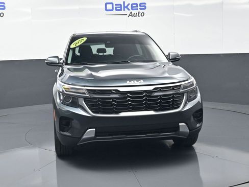 Certified 2024 Kia Seltos S FWD image 3