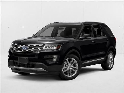 Used 2016 Ford Explorer XLT w/ Equipment Group 202A image 1