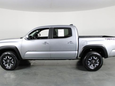 Used 2023 Toyota Tacoma SR5 image 9