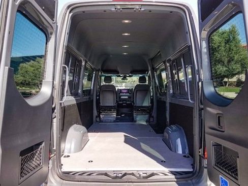 New 2025 Mercedes-Benz Sprinter 2500 image 24