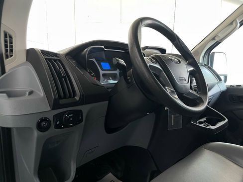 Used 2019 Ford Transit 350 XL image 13