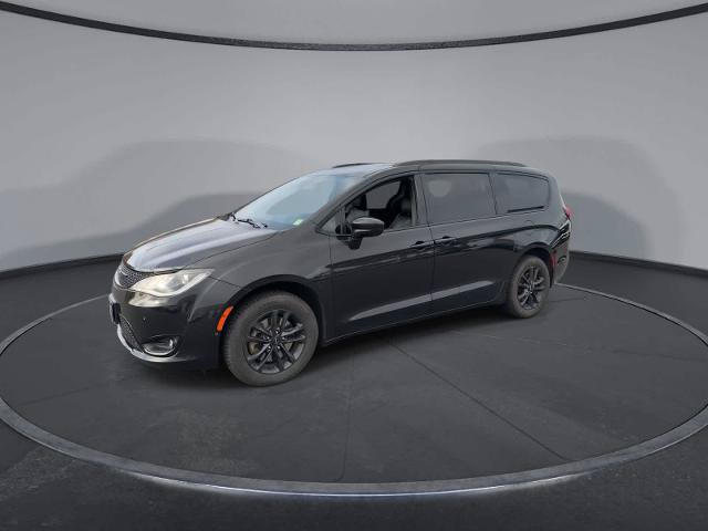 Used 2020 Chrysler Pacifica Touring-L w/ Advanced Safetytec Group AWD/4WD image 4