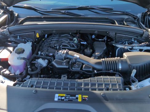 New 2025 Jeep Grand Cherokee Limited w/ Luxury Tech Group II image 38