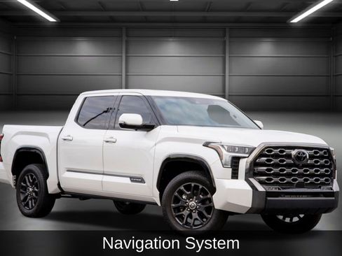 Used 2023 Toyota Tundra Platinum image 3