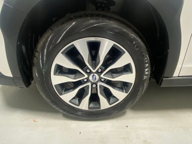 Used 2024 Subaru Outback Limited AWD/4WD image 5
