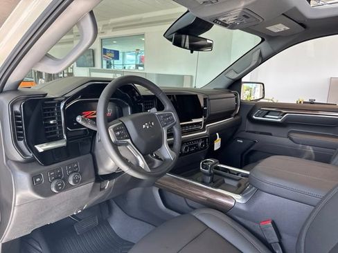 New 2026 Chevrolet Silverado 1500 RST AWD/4WD image 9