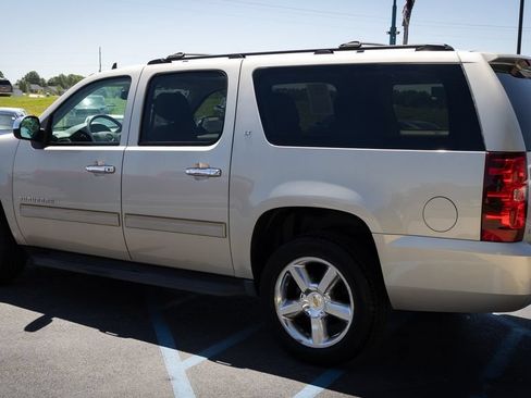 Used 2013 Chevrolet Suburban LT w/ All-Star Edition AWD/4WD image 7
