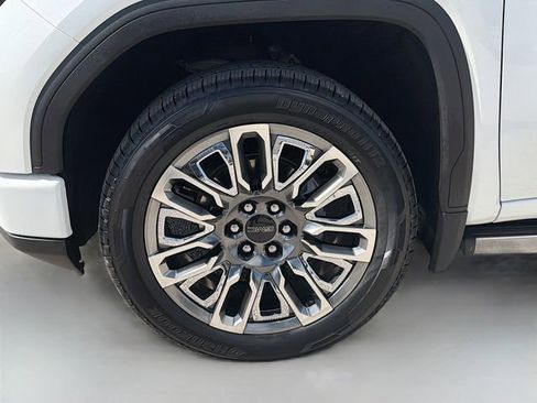 Used 2023 GMC Sierra 1500 Denali Ultimate image 40