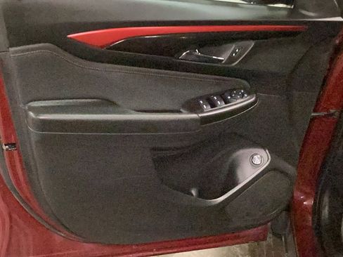 Used 2024 Chevrolet TrailBlazer RS w/ Convenience Package image 12