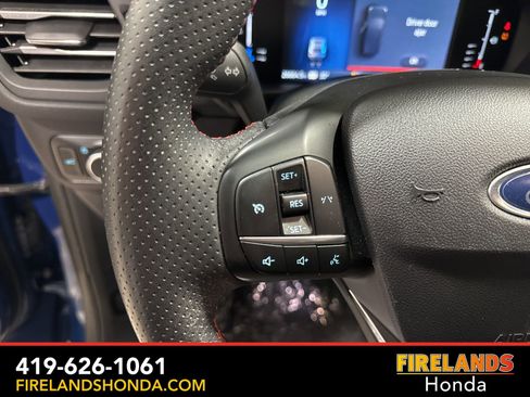 Used 2023 Ford Escape ST-Line Select image 18