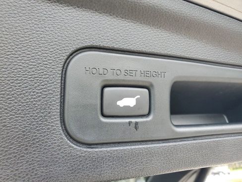 Used 2024 Acura MDX FWD w/ Technology Package image 9